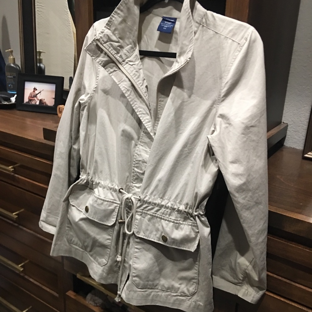 Field Jacket - Picture 2 of 8
